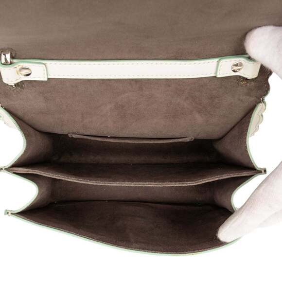 FENDI White Leather Shoulder Bag - Picture 4 of 6